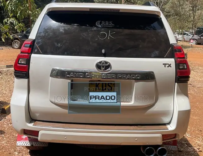 Toyota Land Cruiser Prado 2.7 2018 White