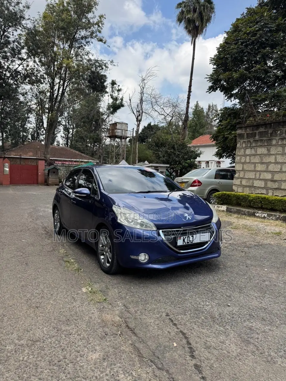 Peugeot 208 2015 Blue