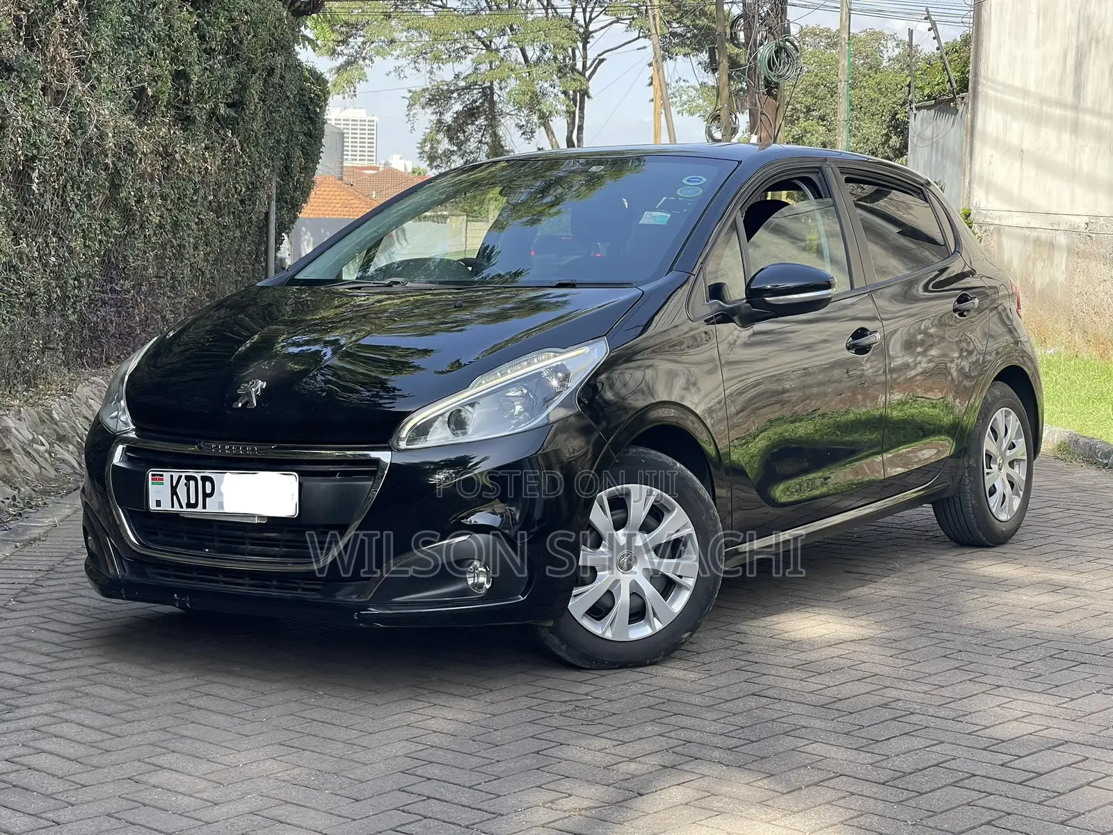 Peugeot 208 2017 Black