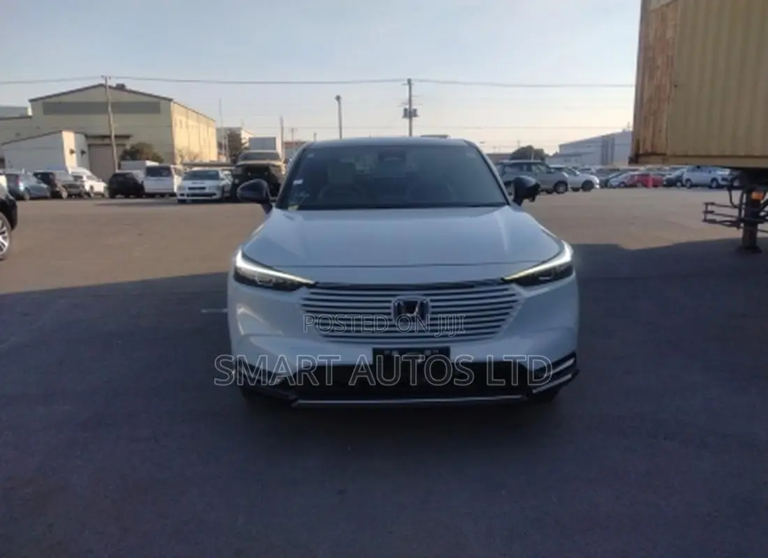 Honda Vezel 2021 White
