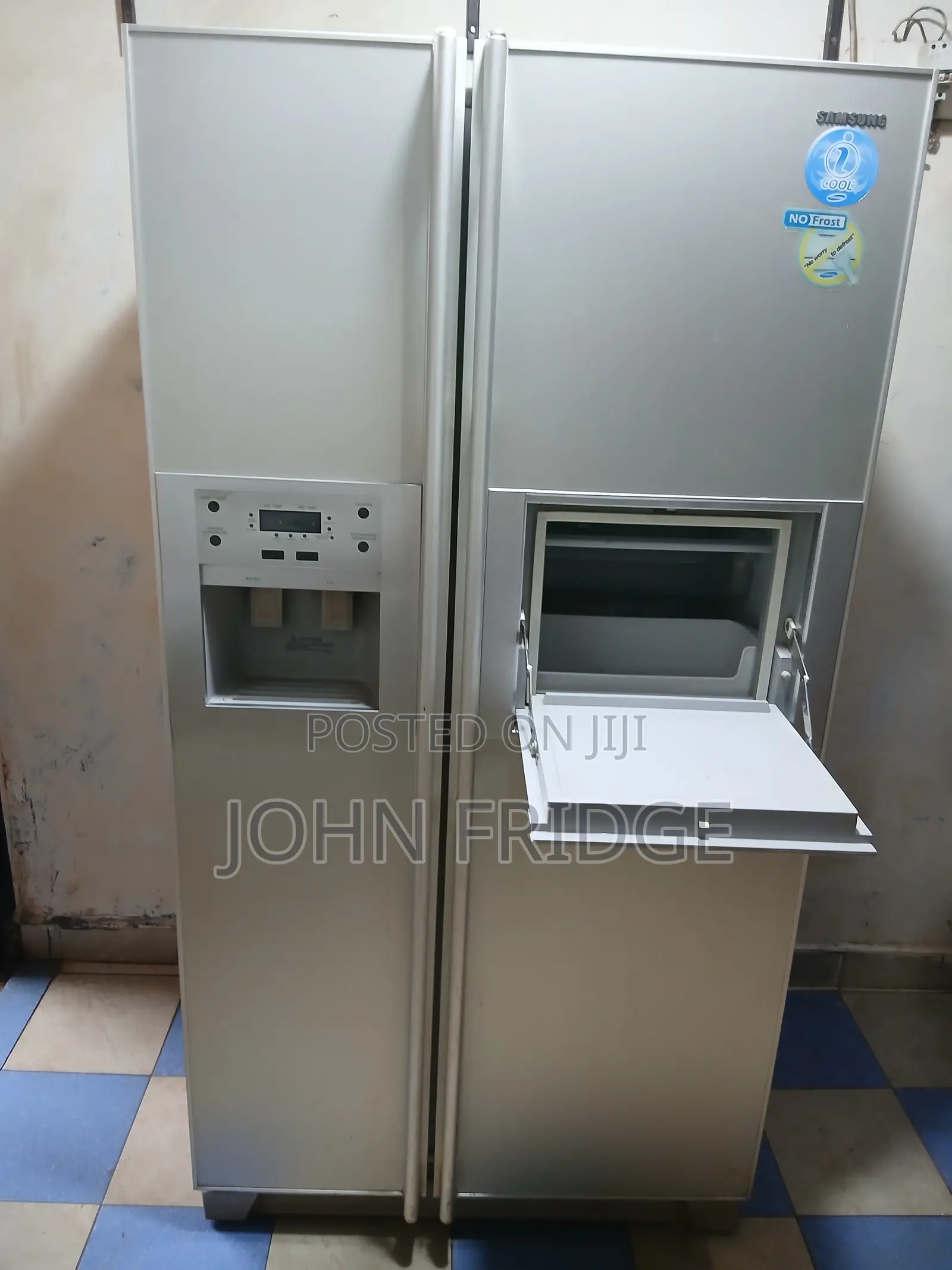 Samsung Side by Side Fridge – With Home Bar