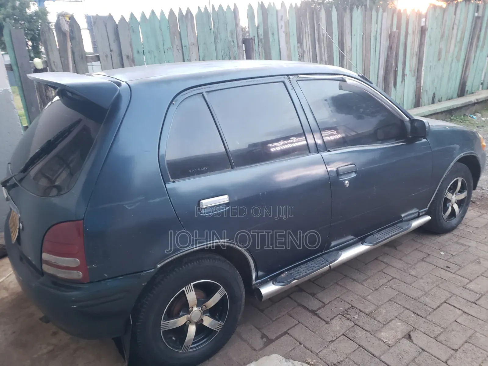 Toyota Starlet 2000 Green