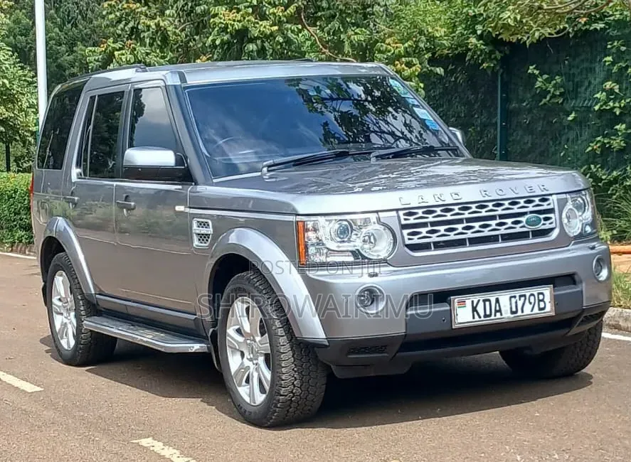 Land Rover Discovery 2013 Silver