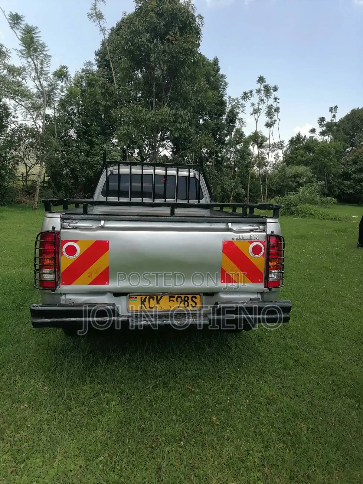 Toyota Hilux 2011 Silver