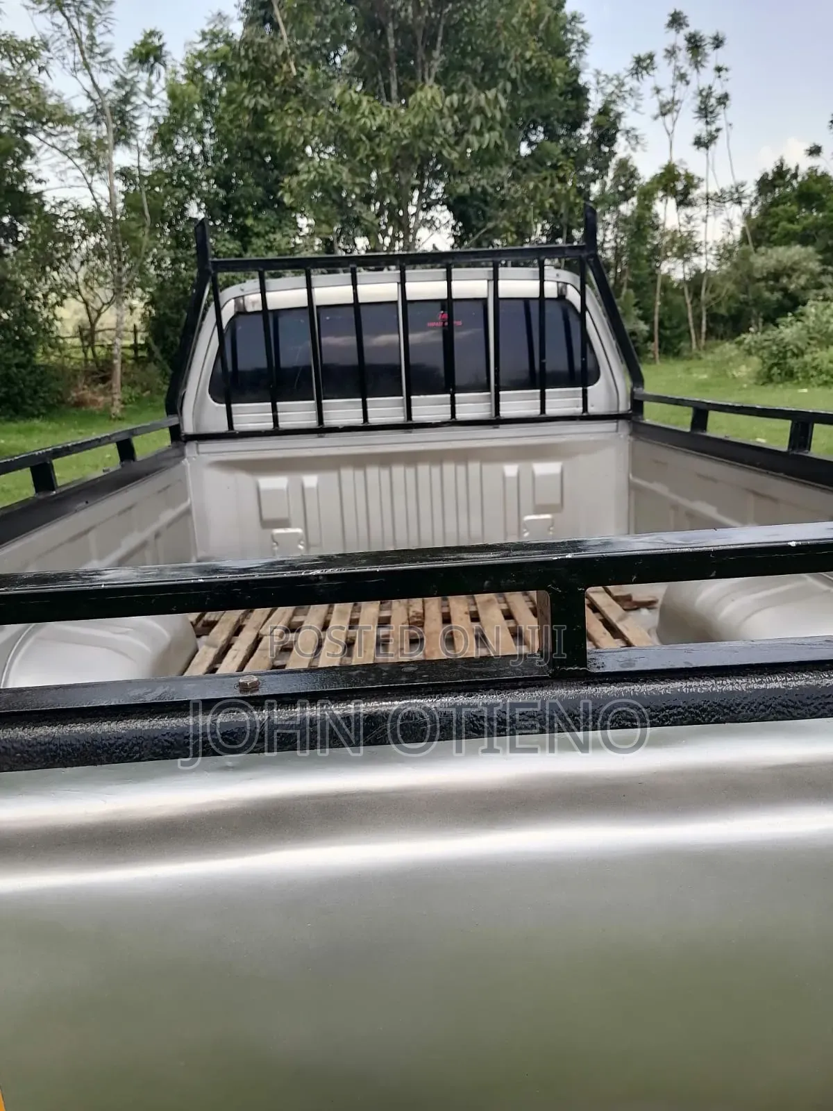 Toyota Hilux 2011 Silver