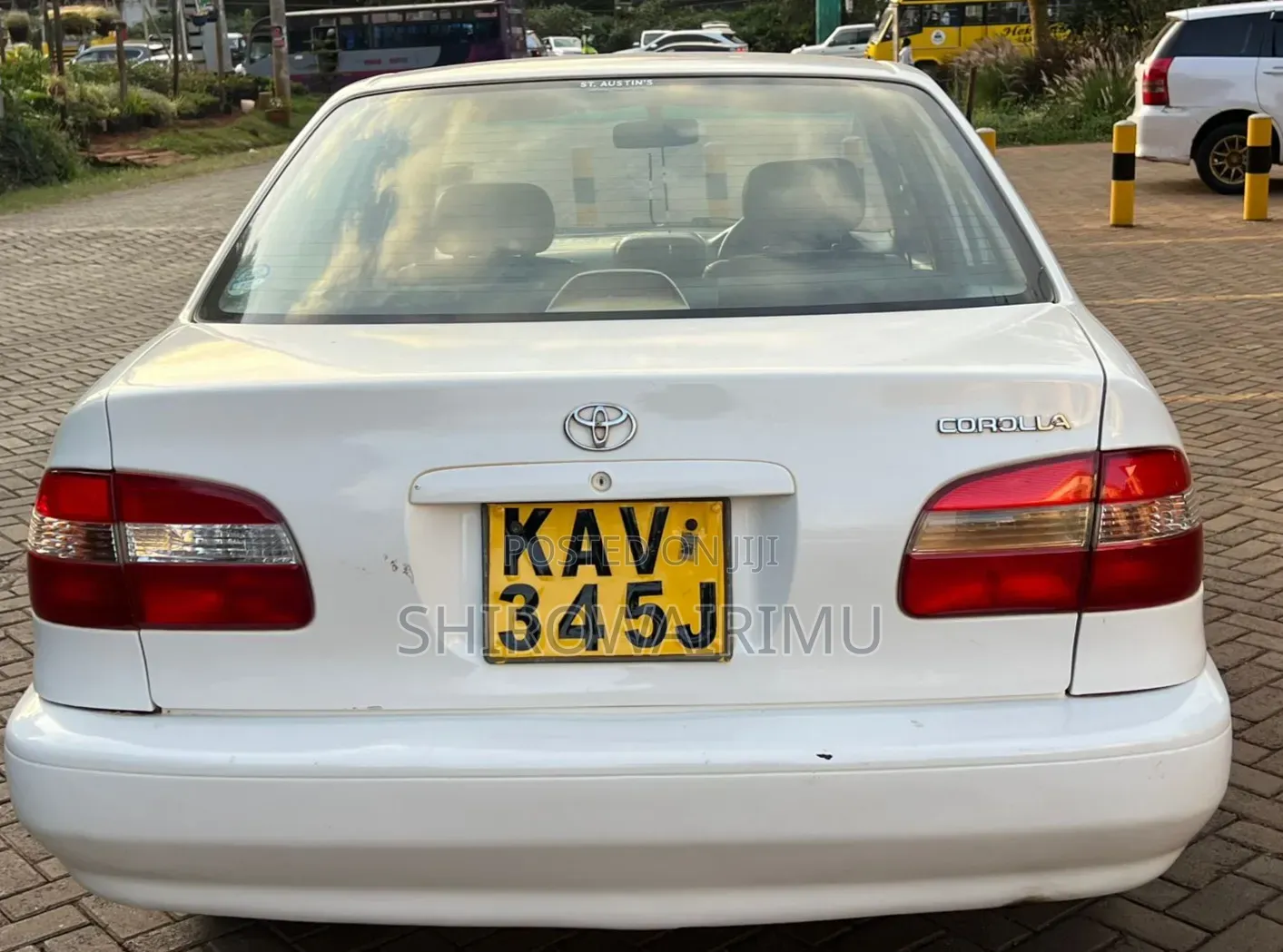 Toyota Corolla 1998 Off white