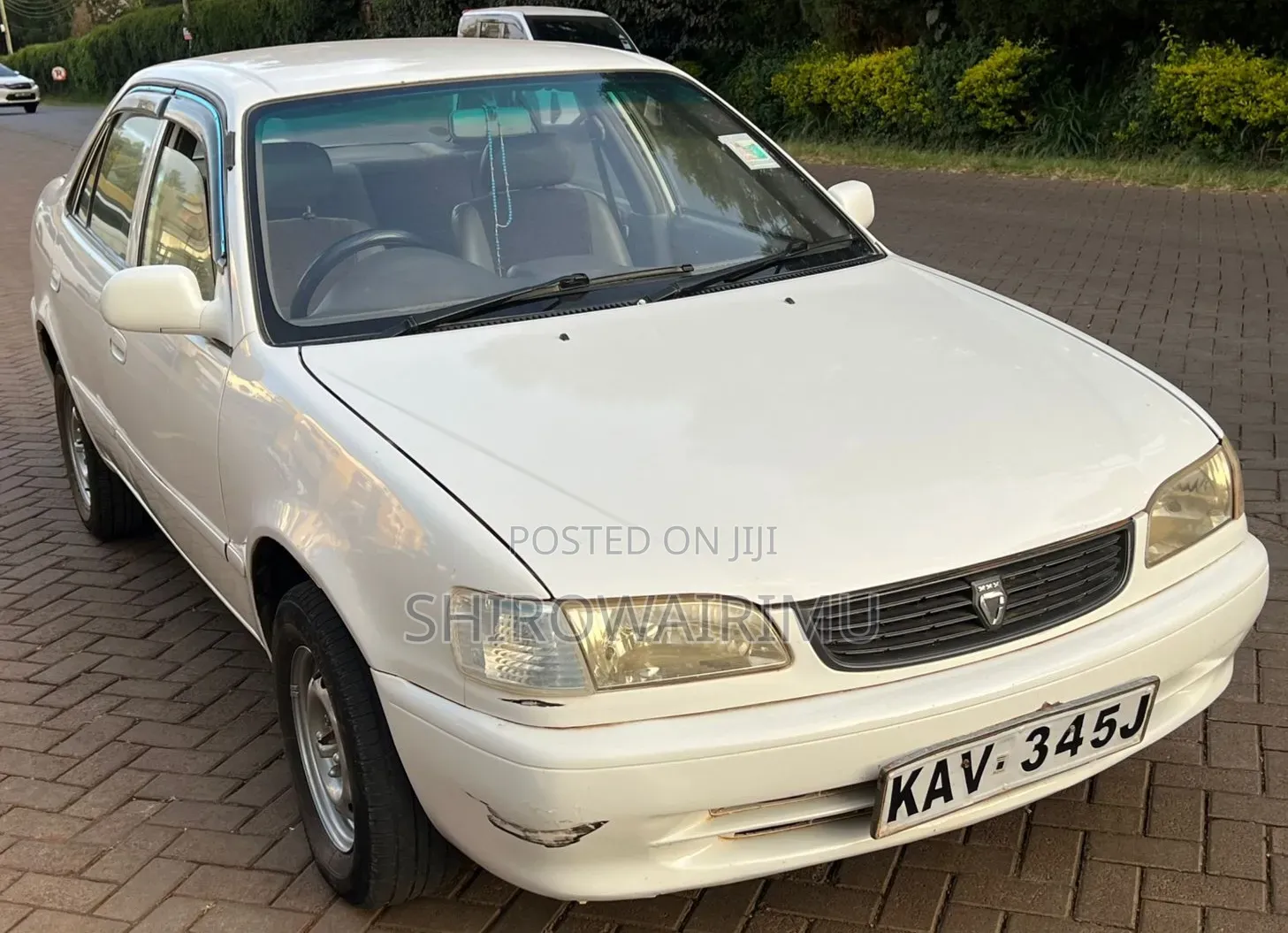 Toyota Corolla 1998 Off white