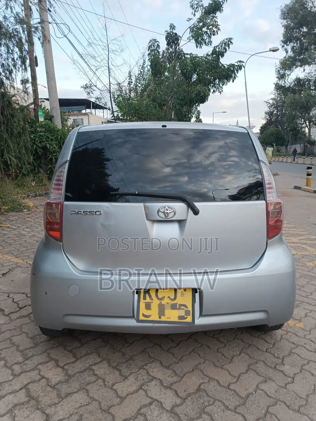 Toyota Passo 2010 Silver