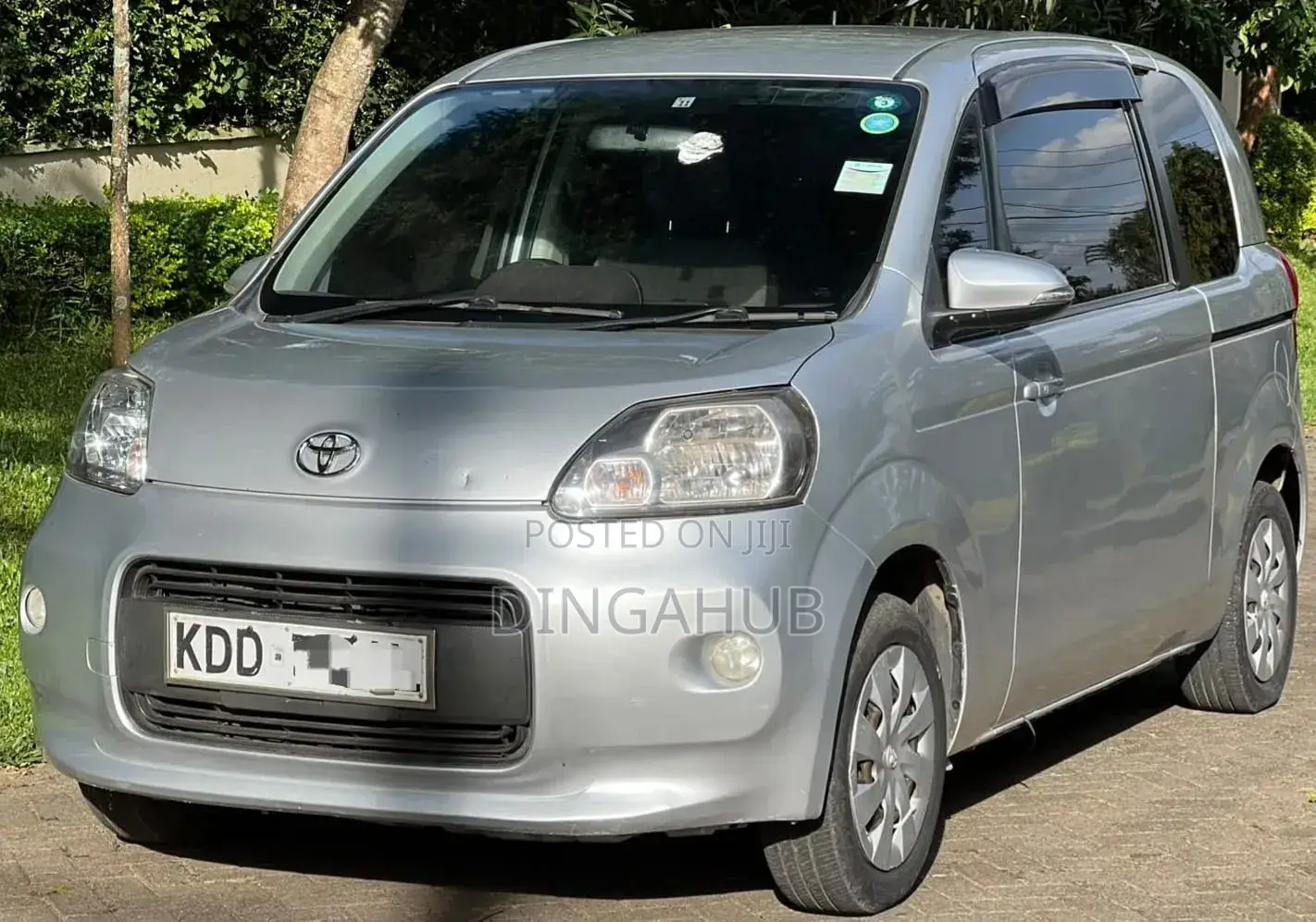 Toyota Porte 2014 Silver