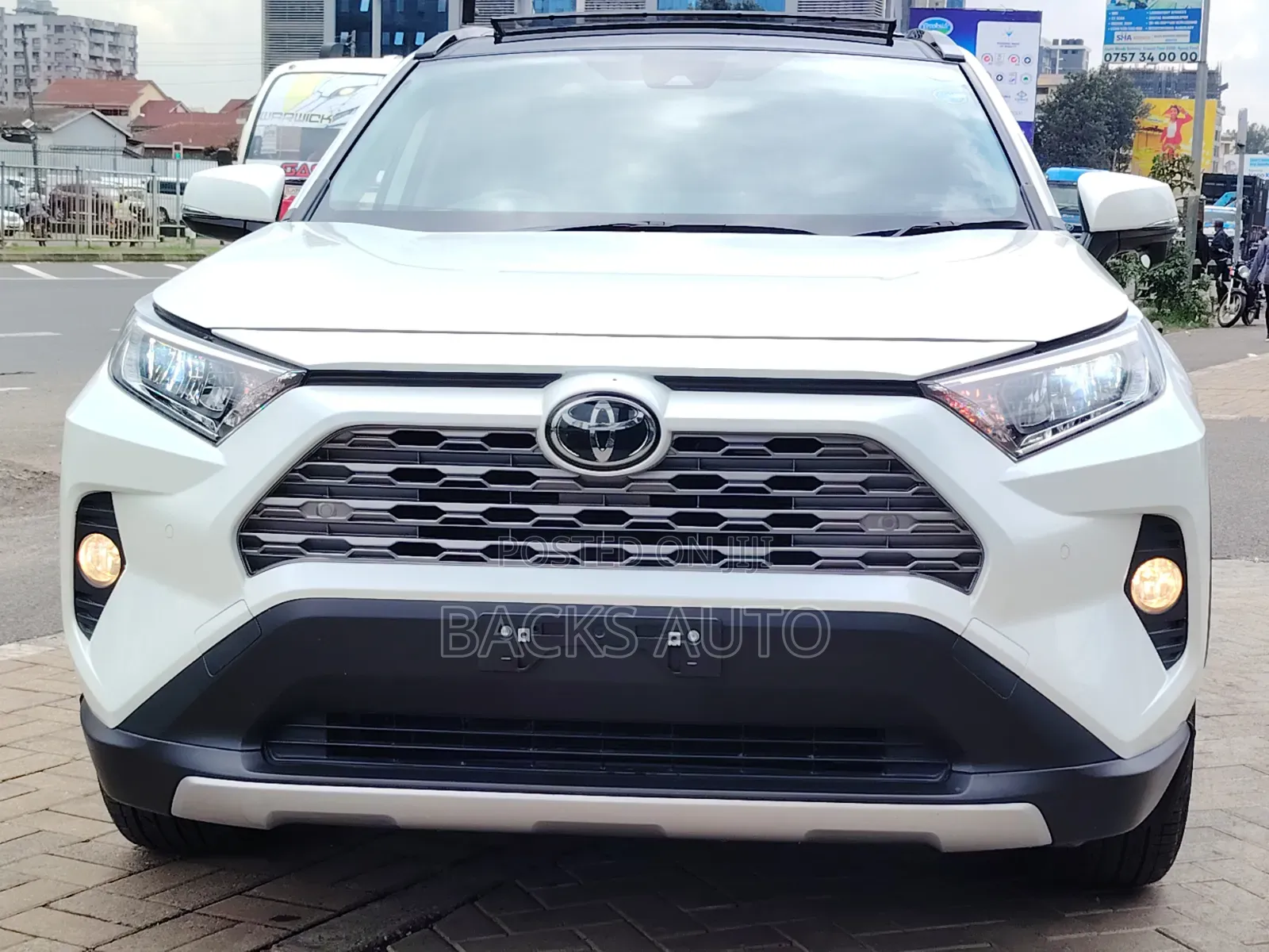 Toyota RAV4 2019 White