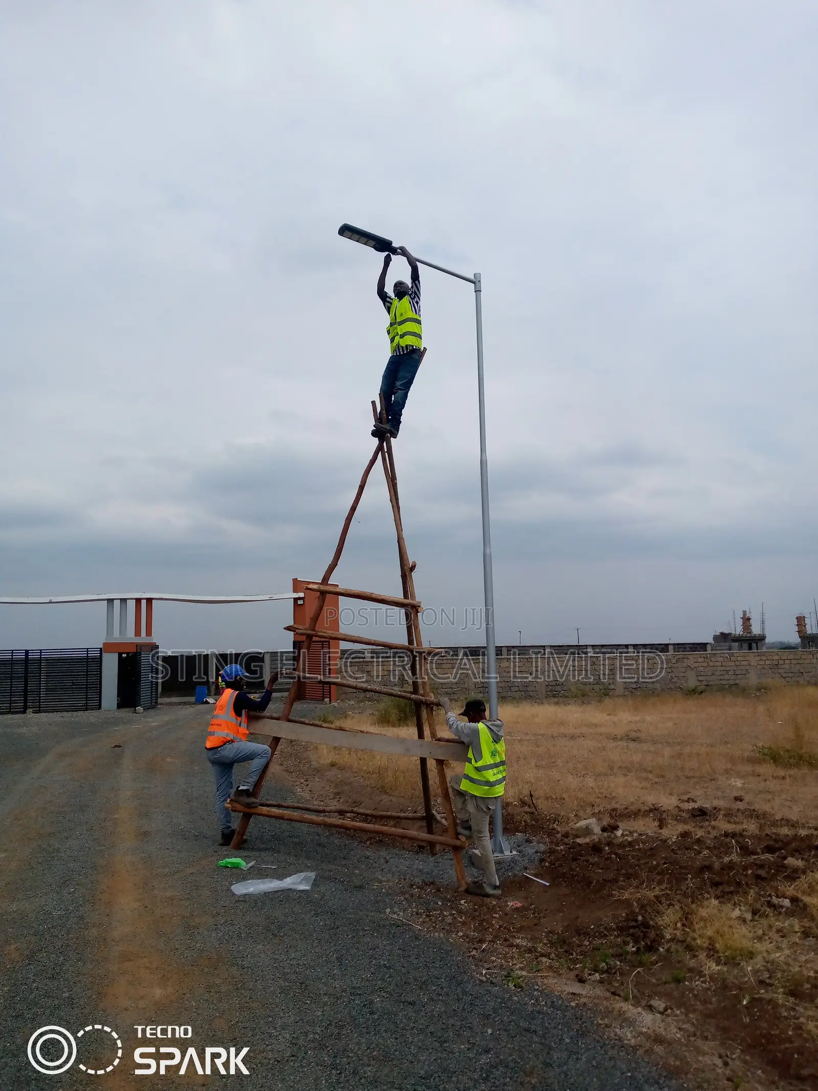 Solar Streetlights Repair and Installation