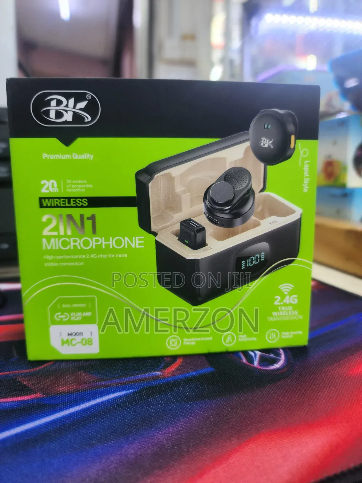 Mc-08 2-in-1 Wireless Lapel Microphone
