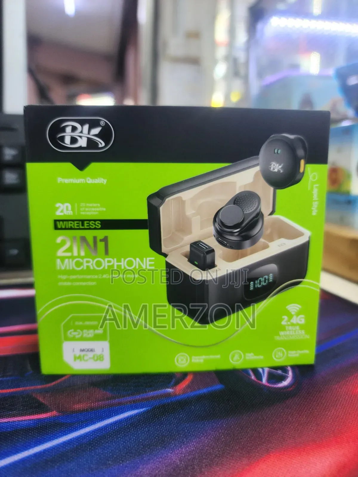 Mc-08 2-in-1 Wireless Lapel Microphone