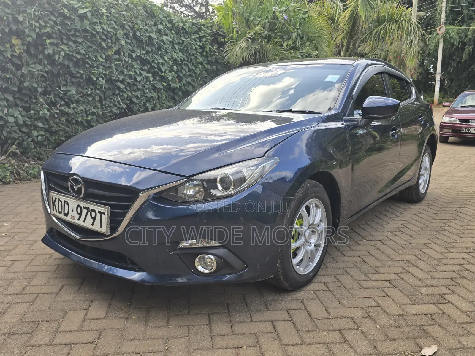 Mazda Axela SV Premium 2014 Blue