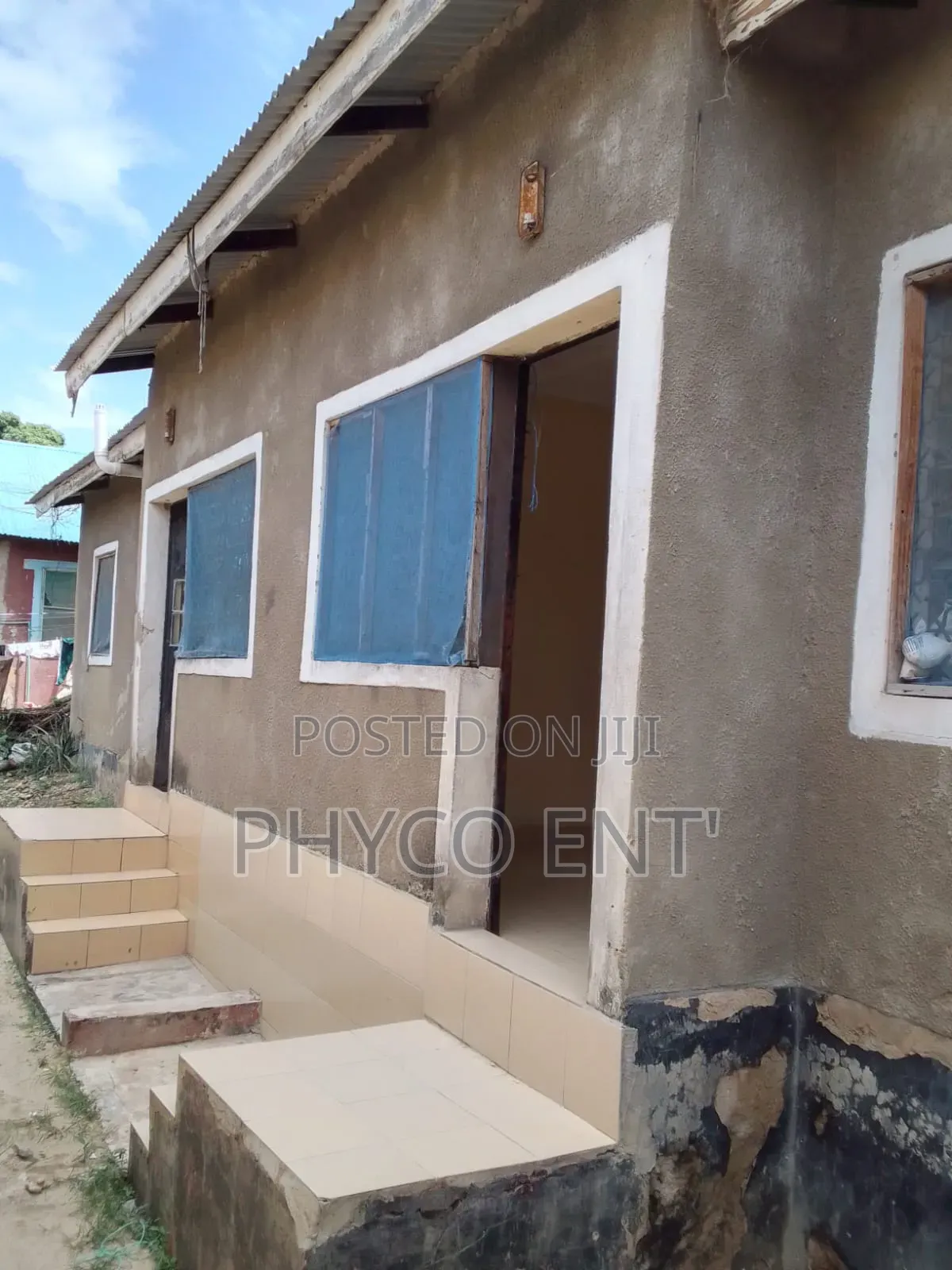 1bdrm House in Palestine, Utange for rent