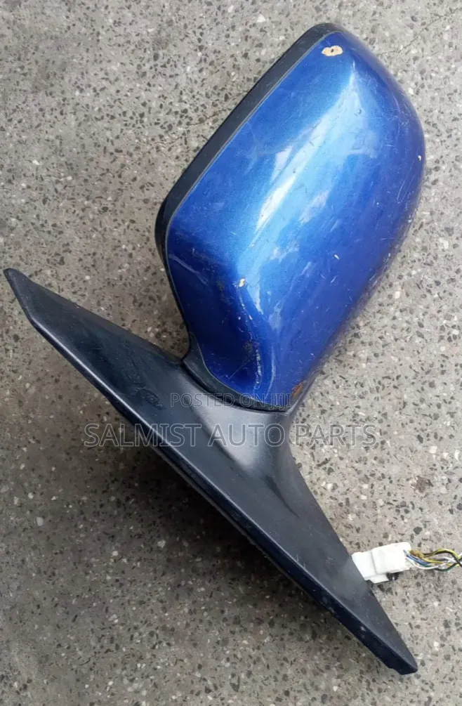Mazda Axela 2005 Sidemirror