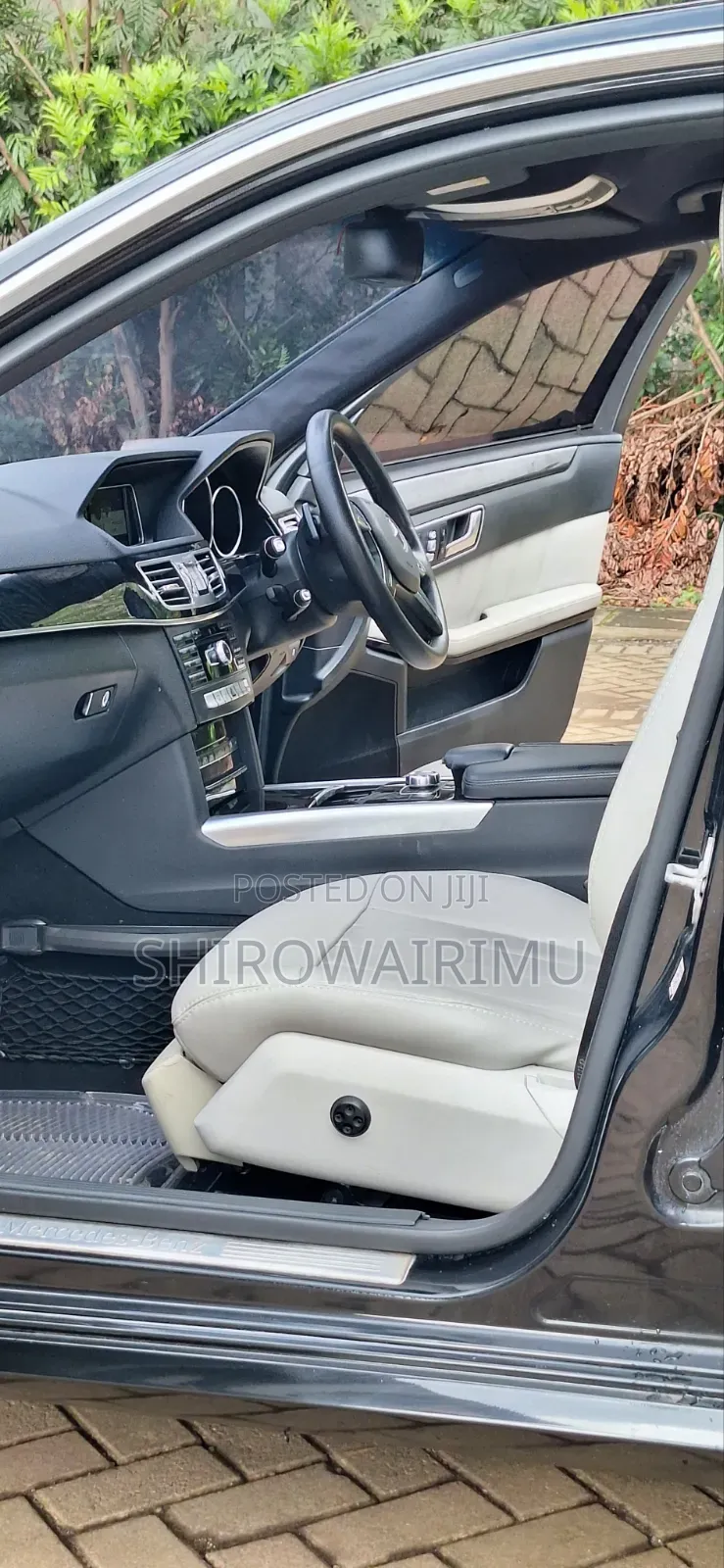 Mercedes-Benz E250 SV Premium 2014 Matt Black