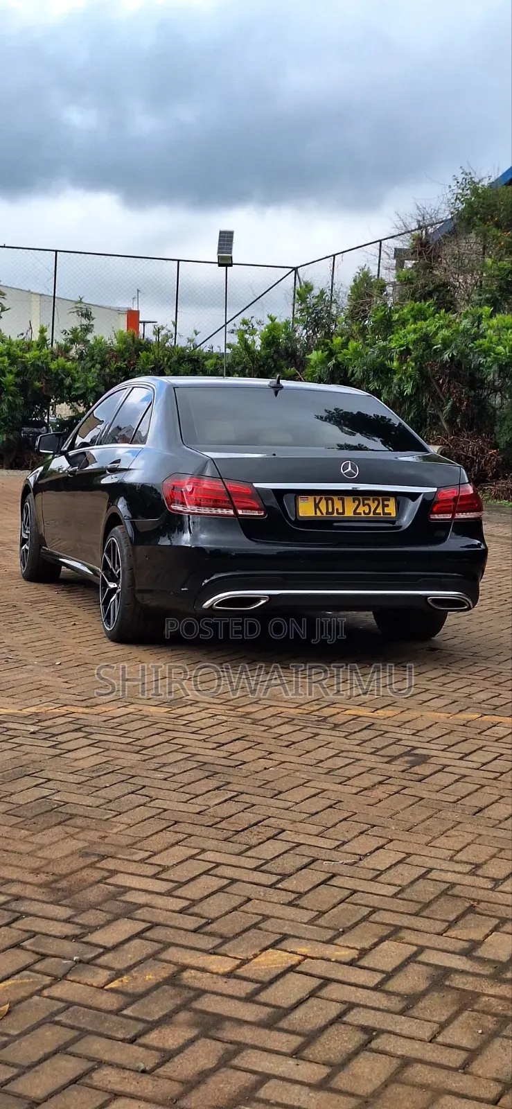 Mercedes-Benz E250 SV Premium 2014 Matt Black