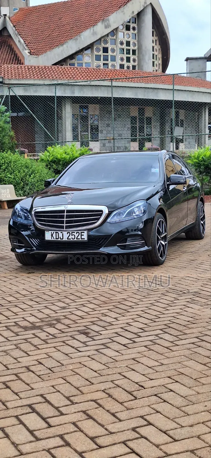 Mercedes-Benz E250 SV Premium 2014 Matt Black