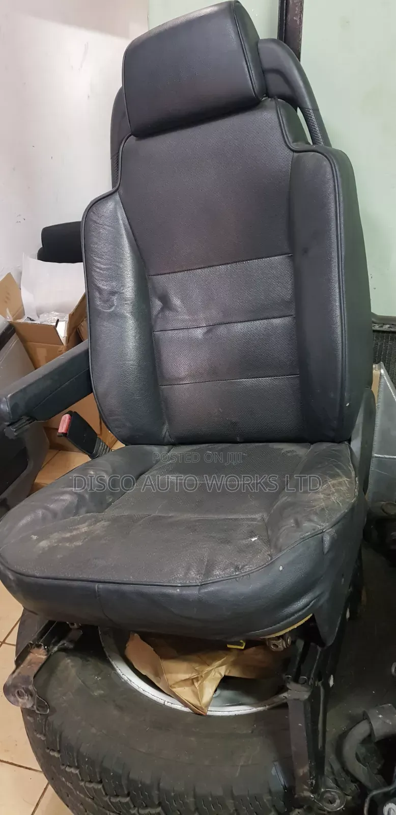 Land Rover Discovery 2 Td5 Automatic Seats With Motor and Wiring.