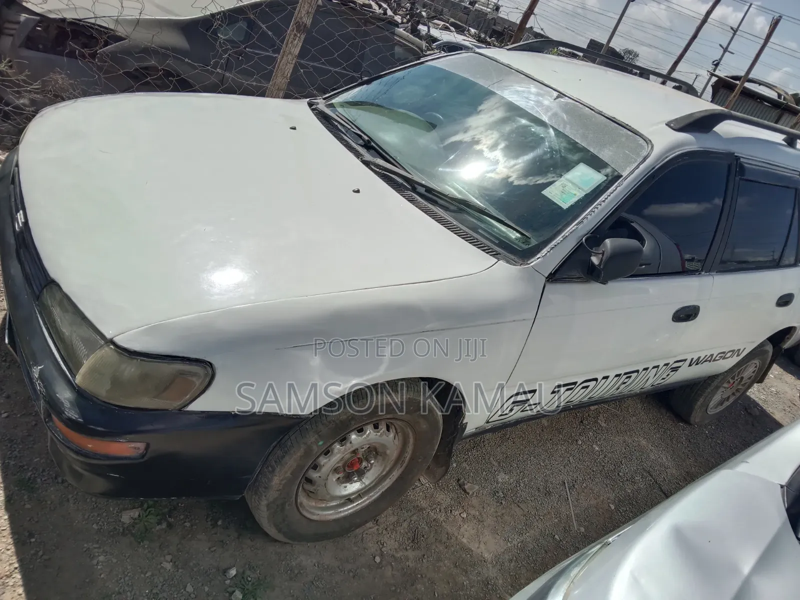 Toyota Corolla 1998 White