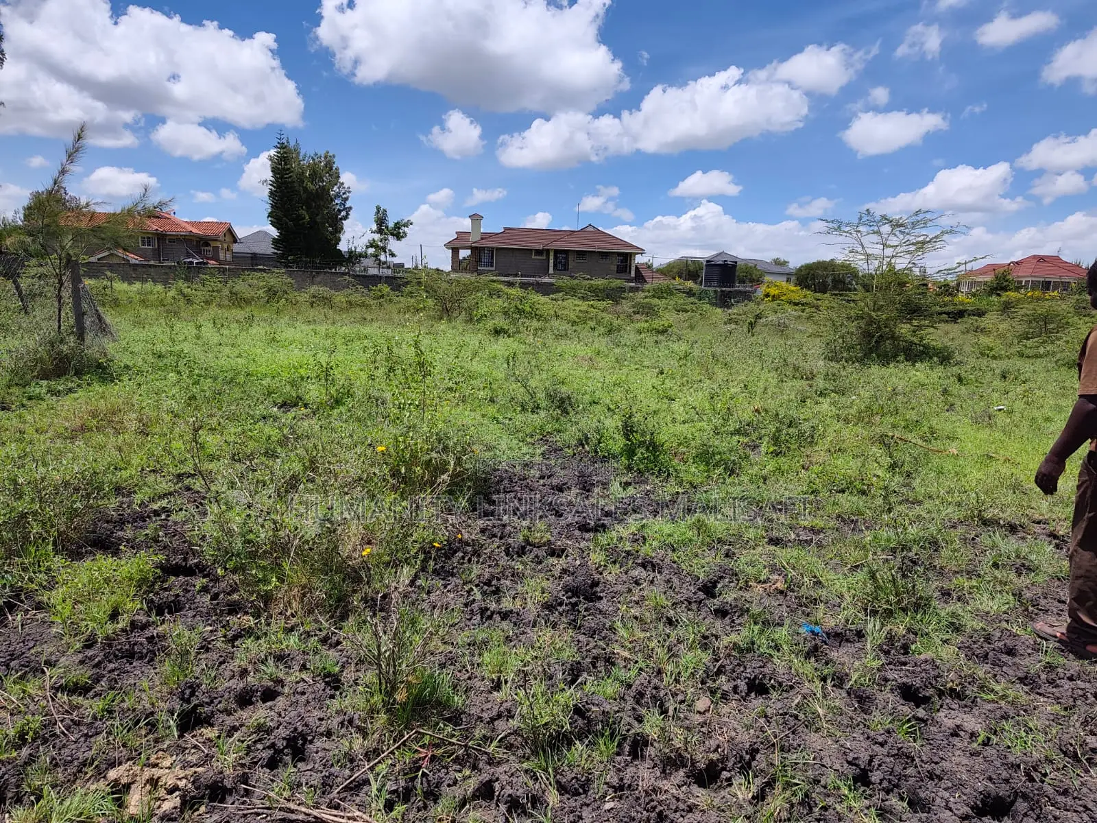 100 by 100.Syokimau 50m From Tarmac(Community Road).