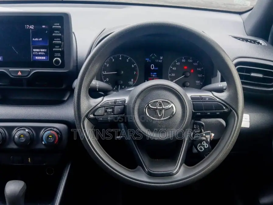 Toyota Yaris 2020 White