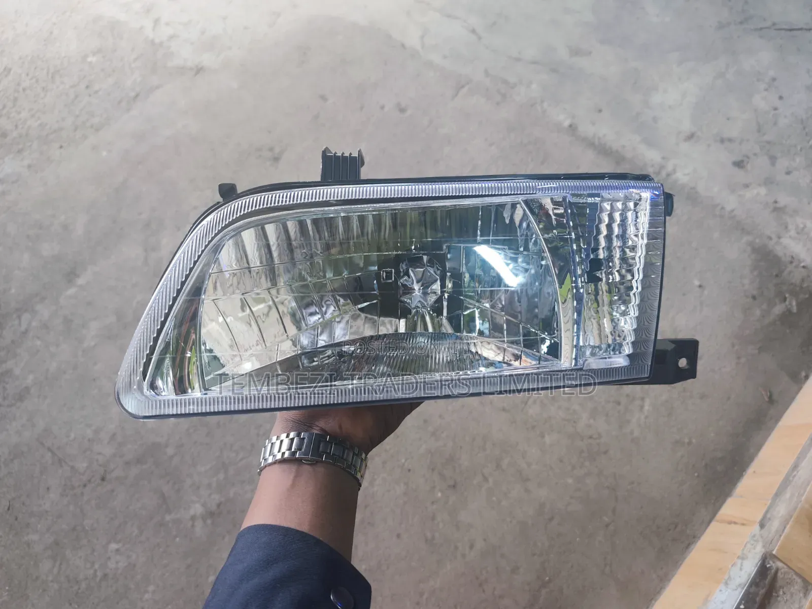 Headlamp/Headlight Nissan B15