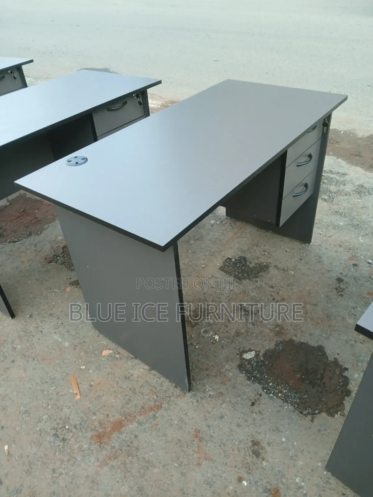 Office Desk 1.4m Local Made