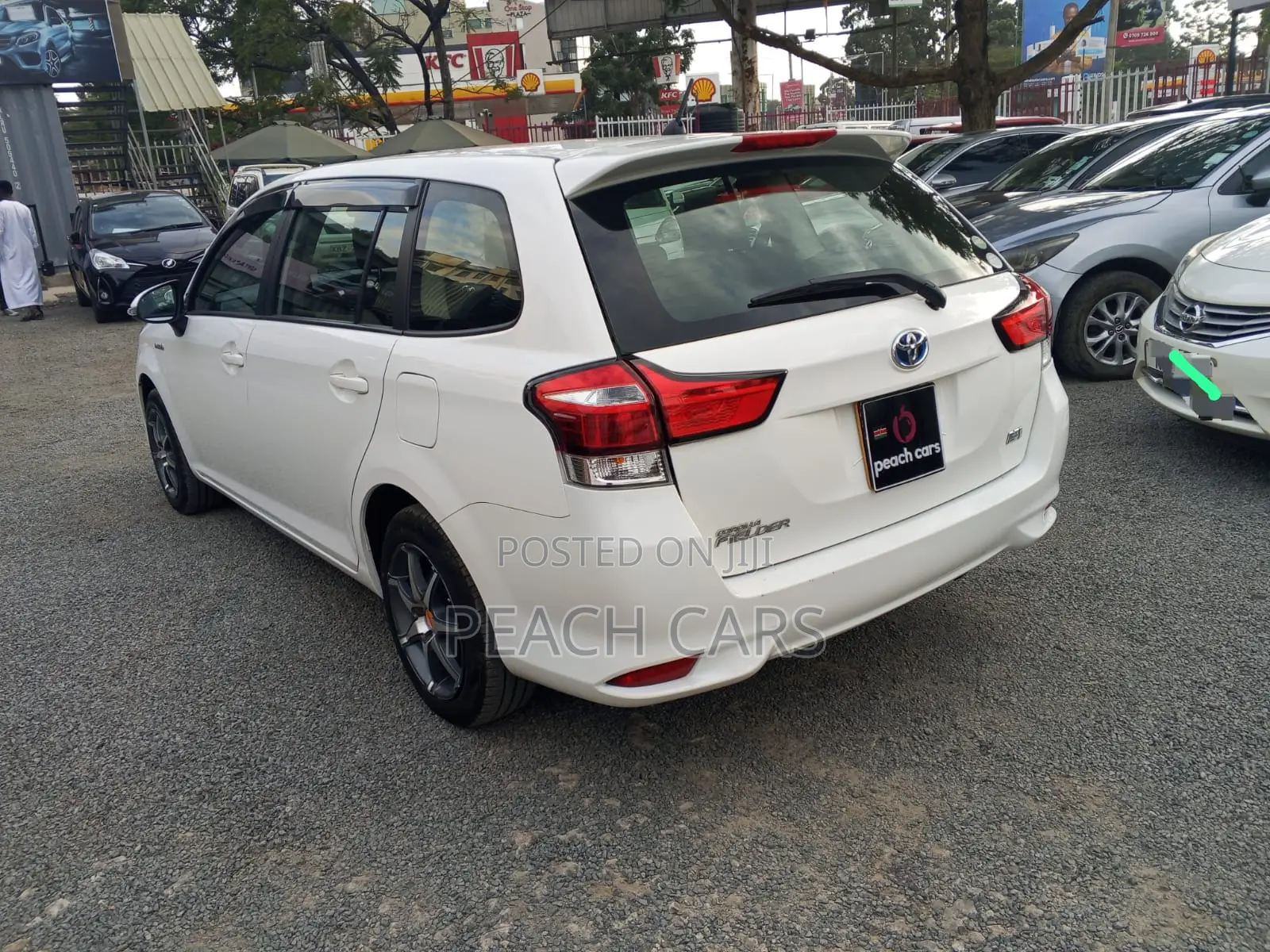 Toyota Corolla Fielder 2019 White