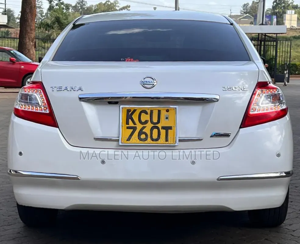 Nissan Teana 2012 White