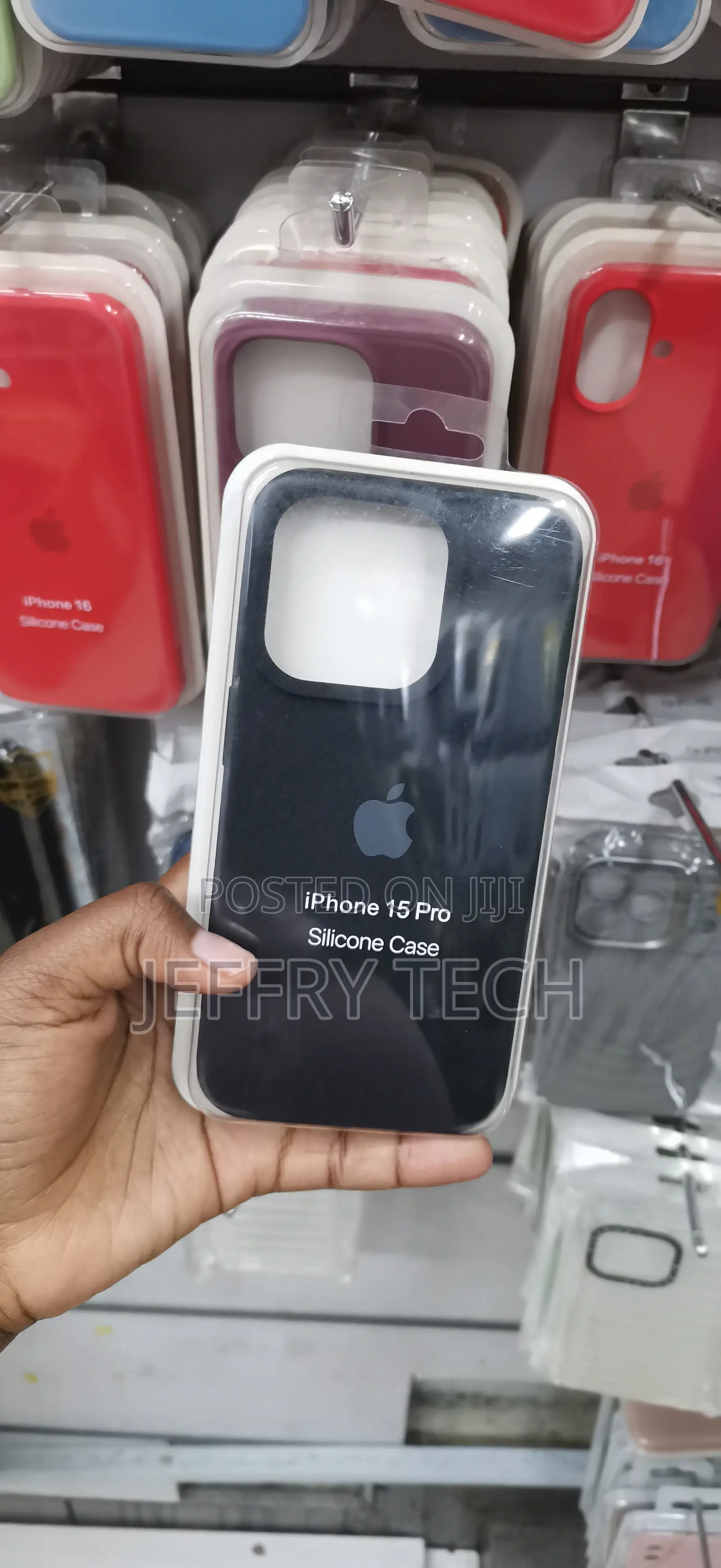 iPhone 15 Pro Sleek, Internal Soft Microfiber Layer Cover