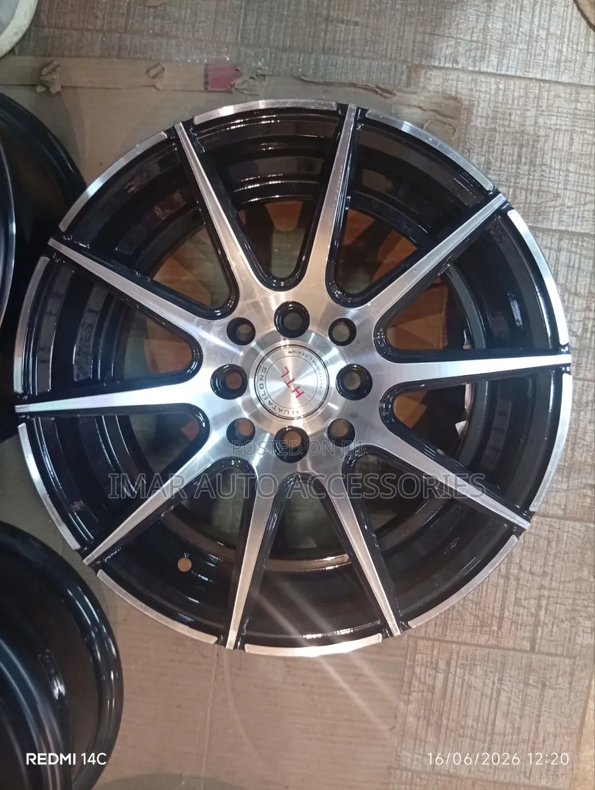 15 Inch 8-Lug Black Silver Multi-Spoke Rim