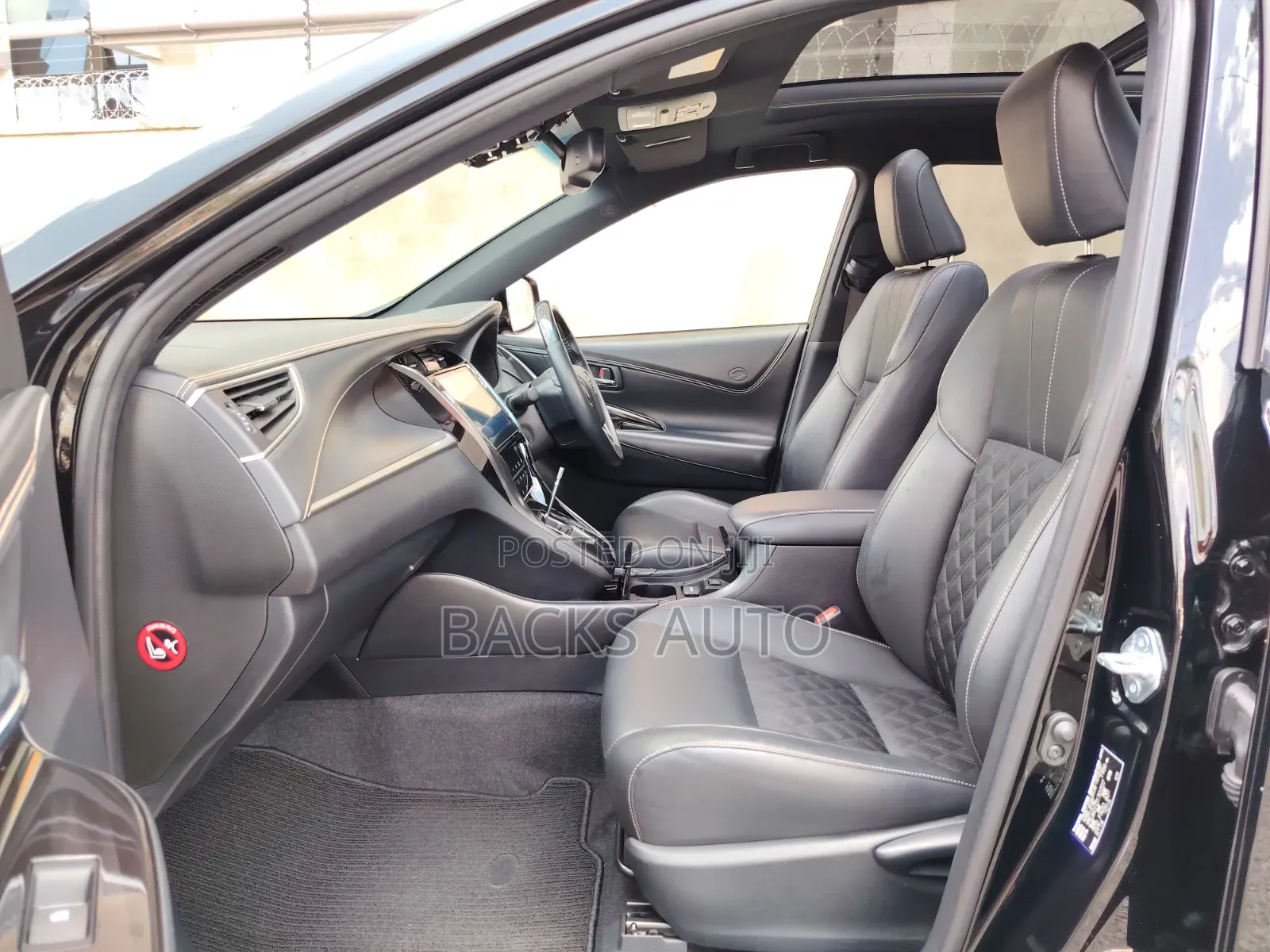 Toyota Harrier 2018