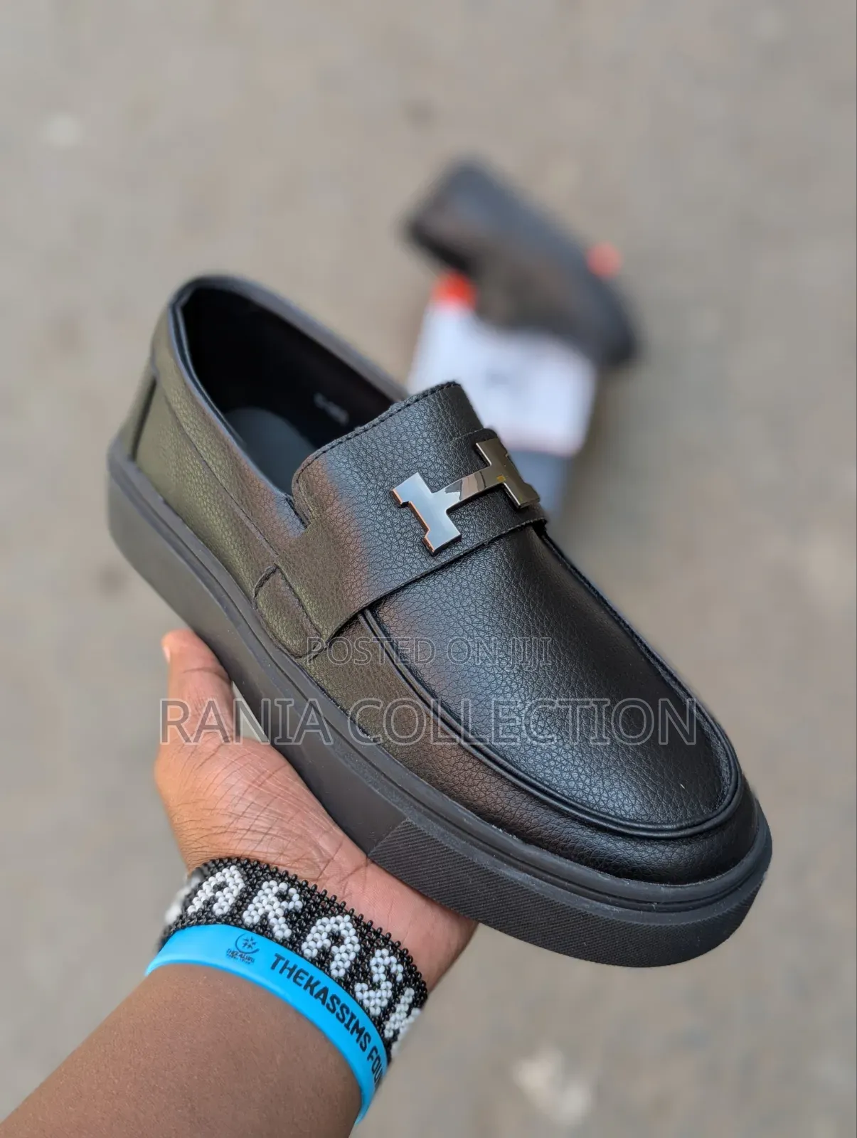 Black Rn Laceless Casual Sneakers