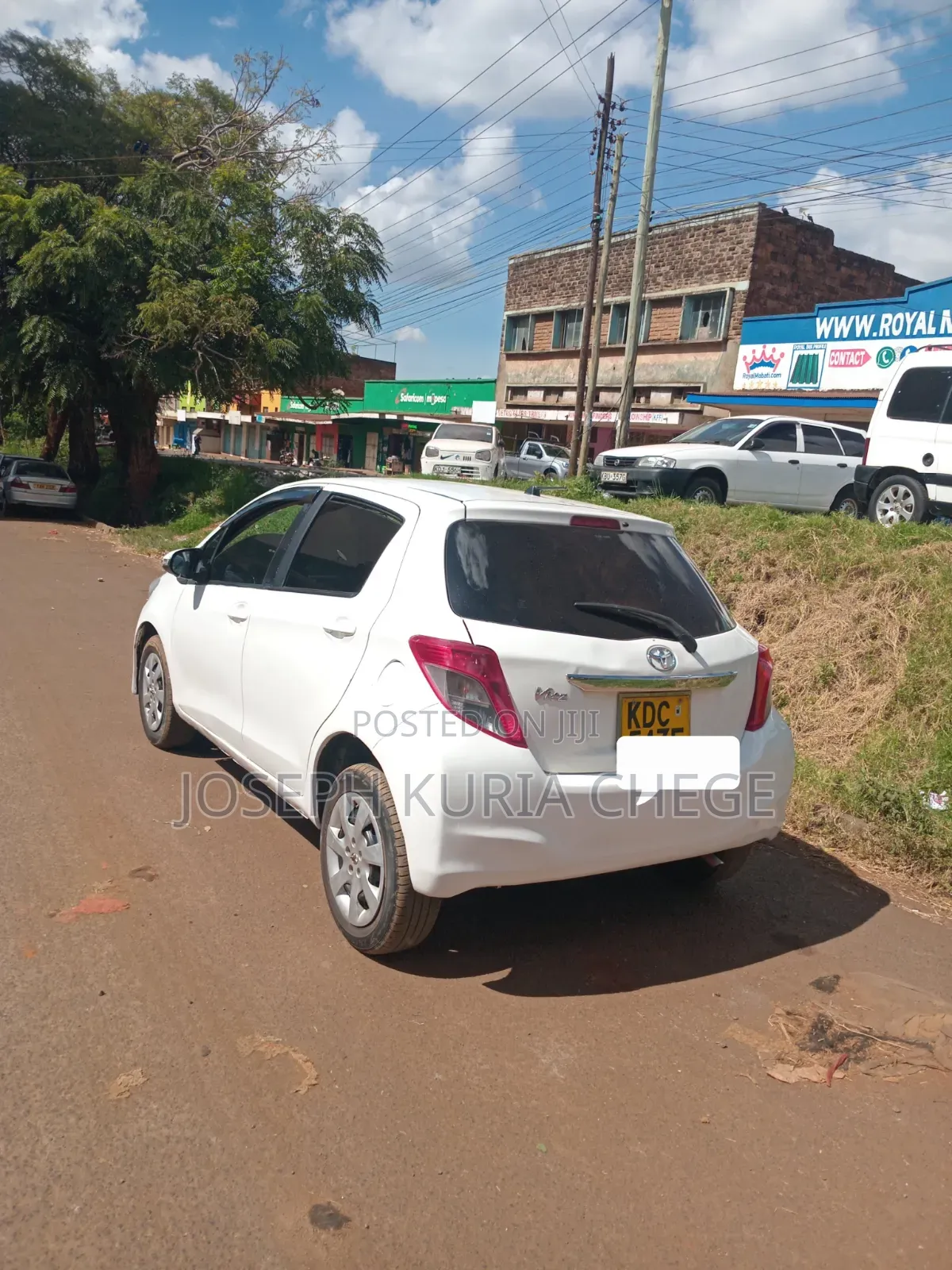 Toyota Vitz 2013 White
