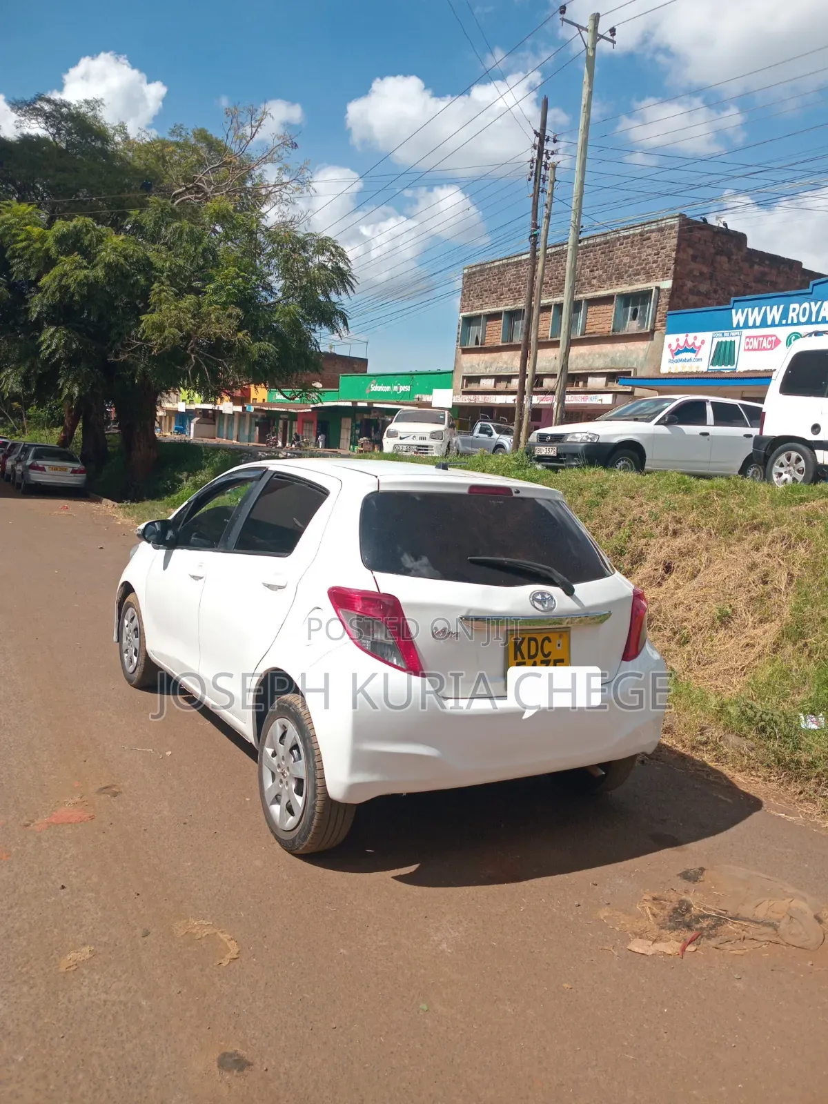 Toyota Vitz 2013 White