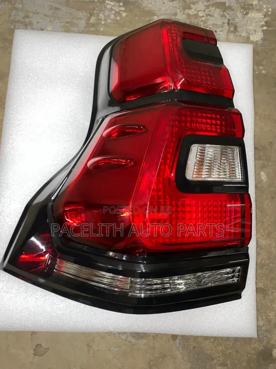 Tail Lamp / Tail Light Landcruiser Prado Fj150 2018