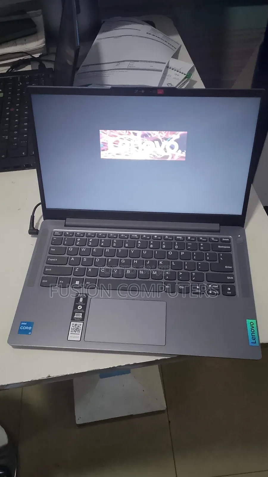 New Laptop Lenovo Ideapad 3 8GB Intel Core i3 SSD 512GB