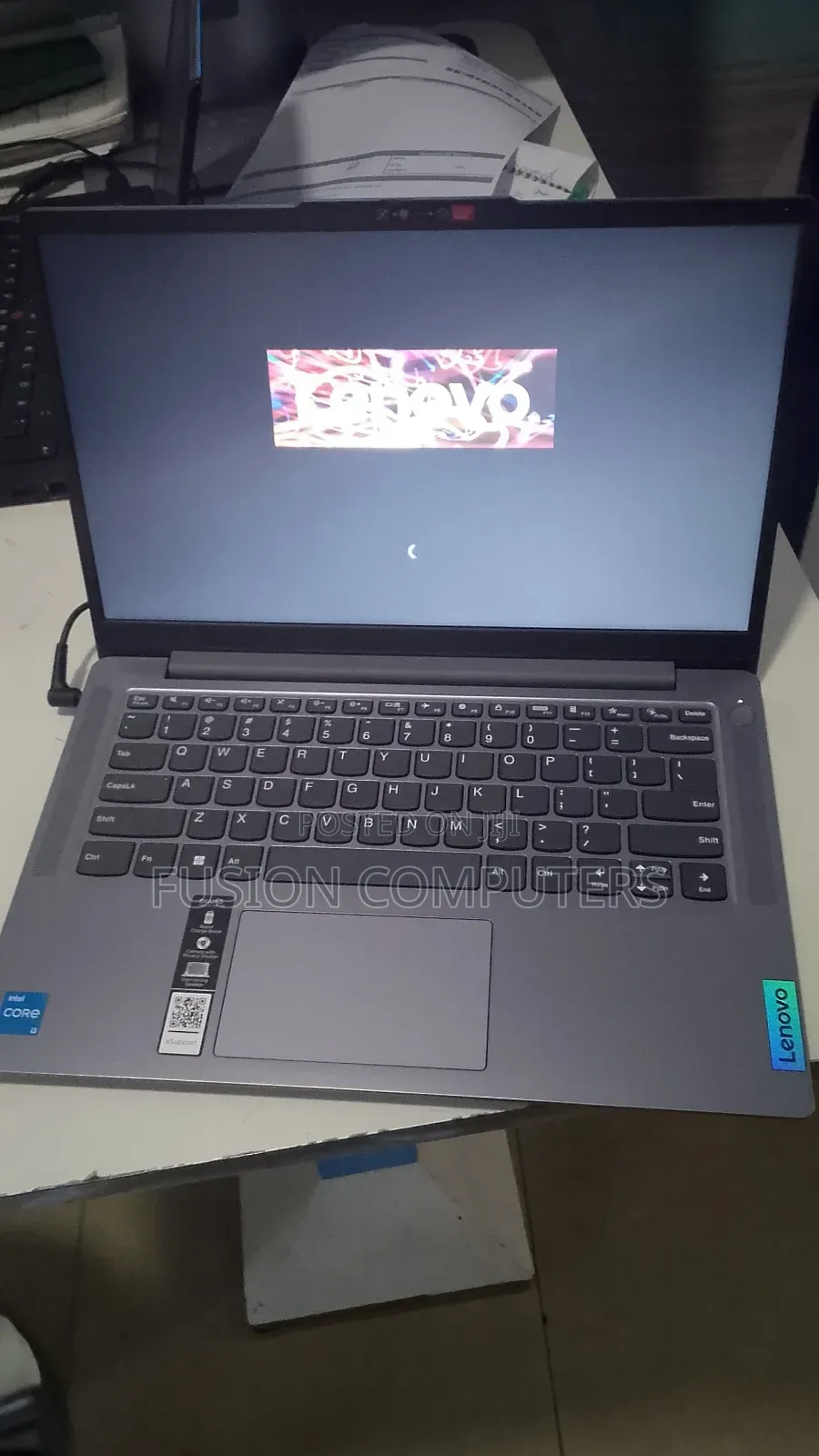 New Laptop Lenovo Ideapad 3 8GB Intel Core i3 SSD 512GB