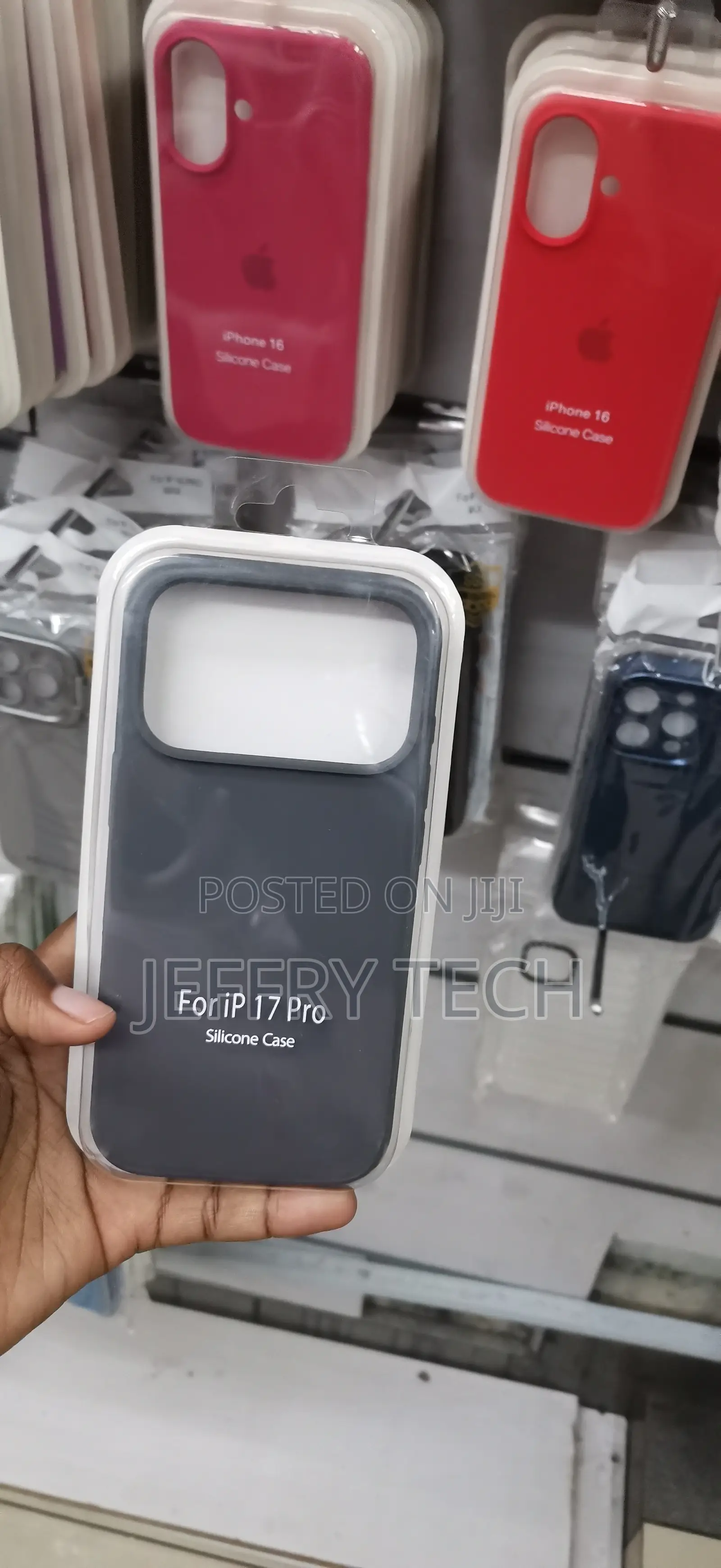 Ip 17 Pro Dark Gray Soft-Touch Silicone Protective Phone Case