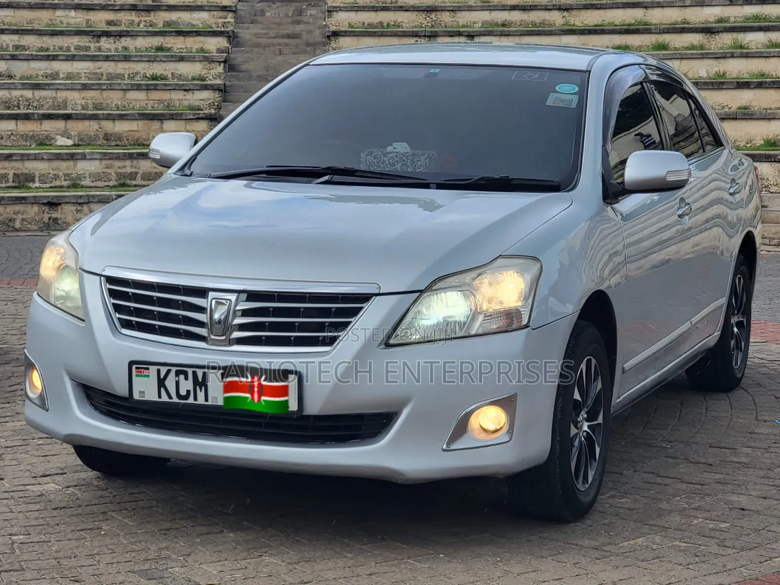 Toyota Premio 2010 Silver