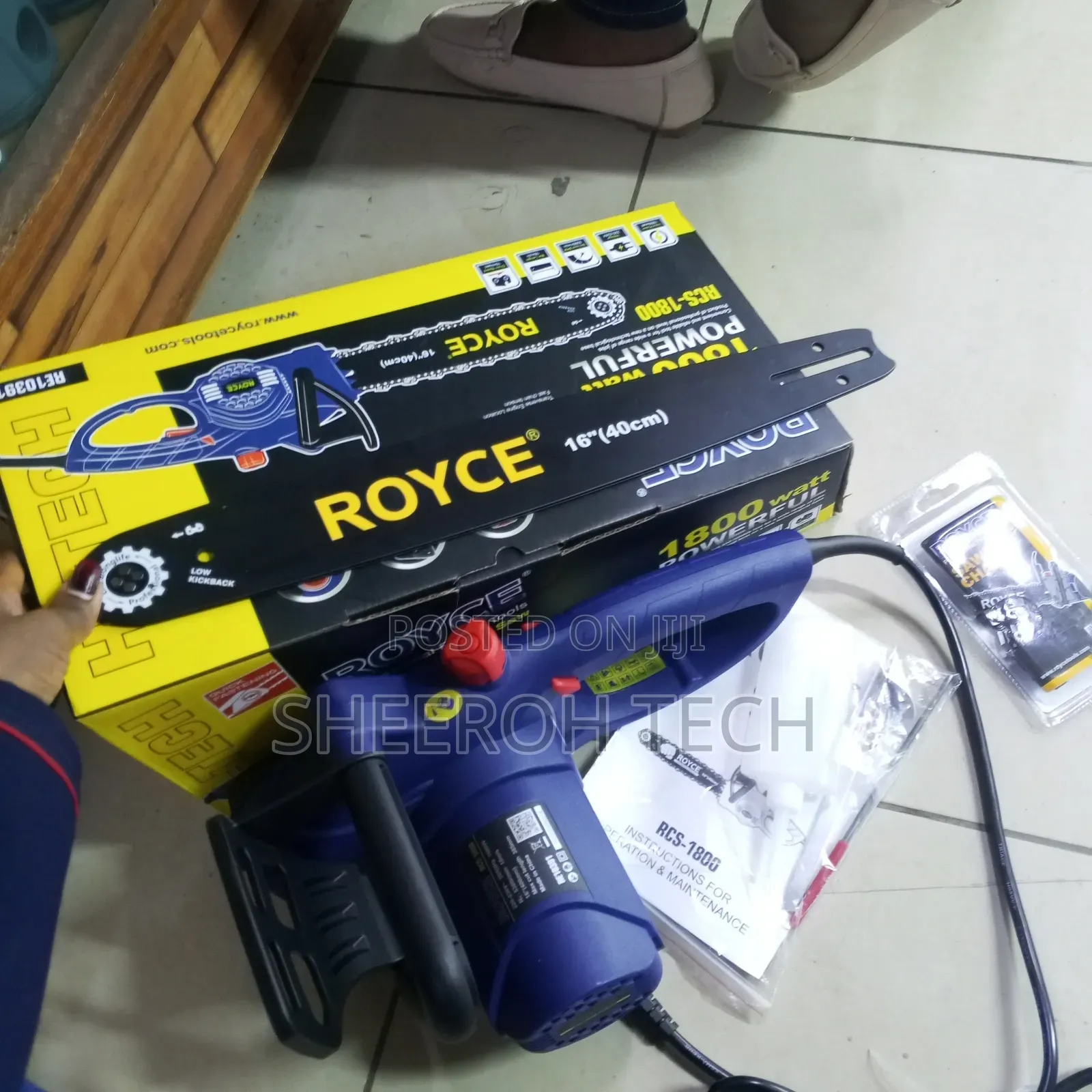 Royce Electric Chainsaw 16"