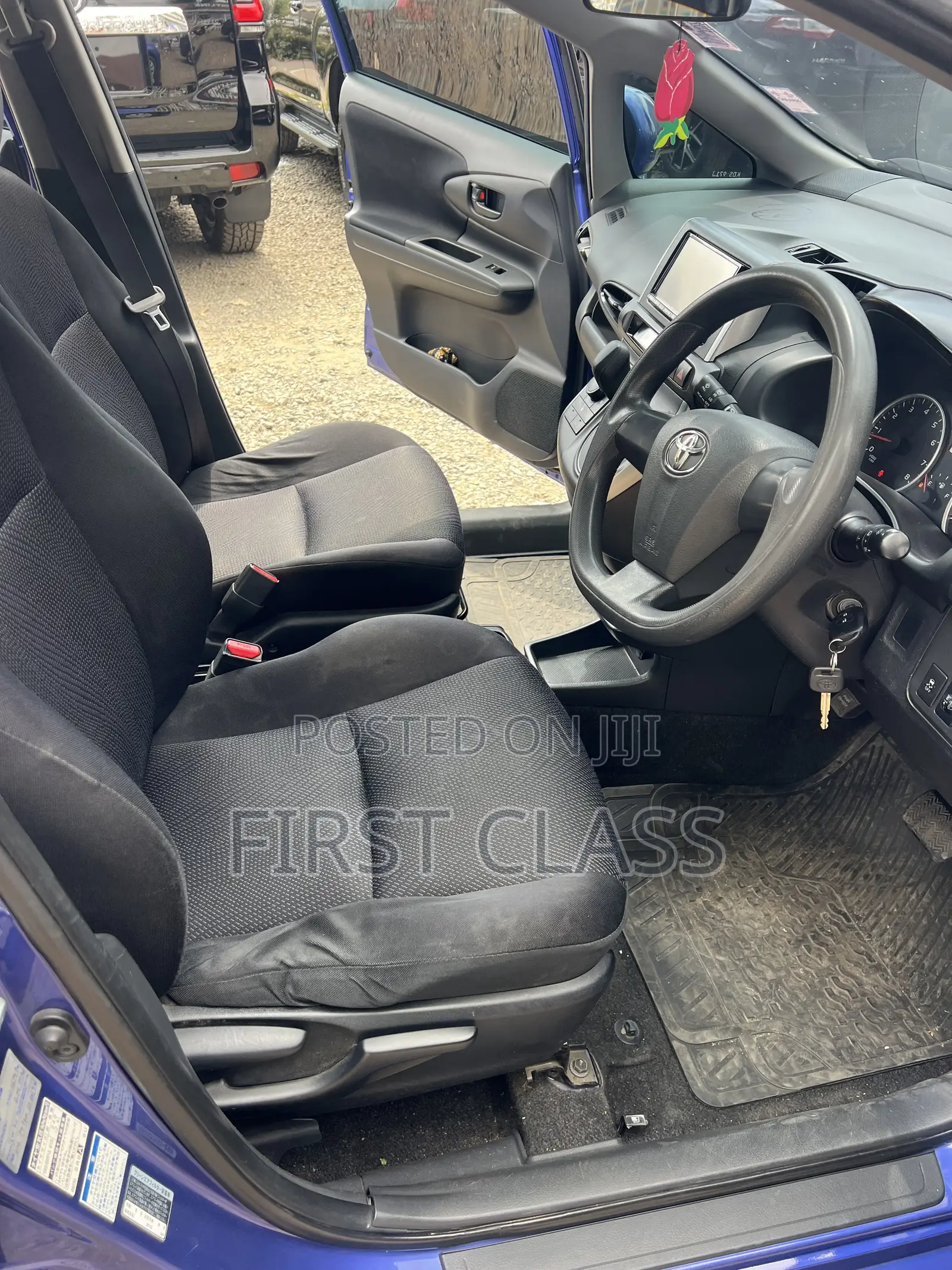 Toyota Wish 2016 Blue