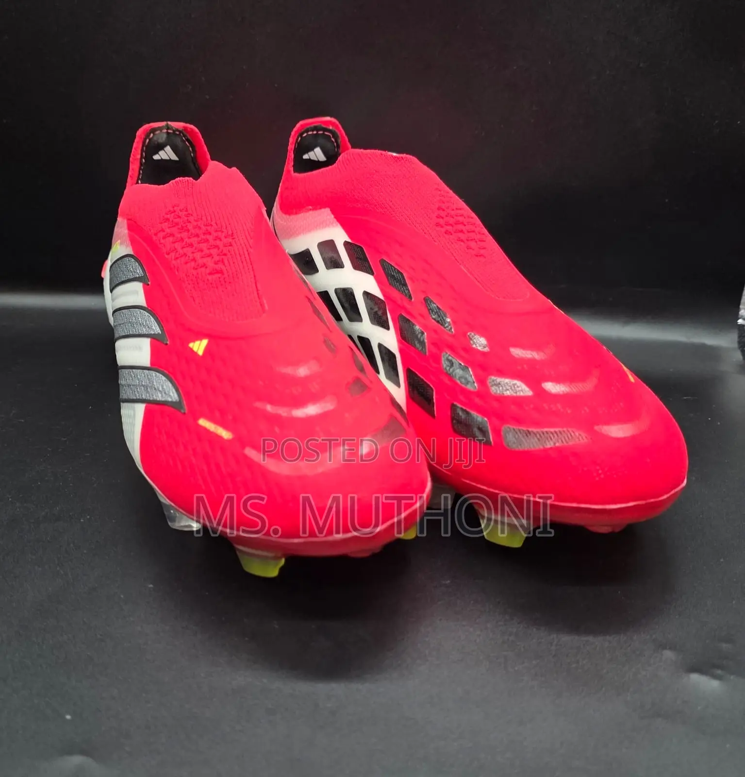 Predator Elite Firm Ground Football Laceless Boots 40-45