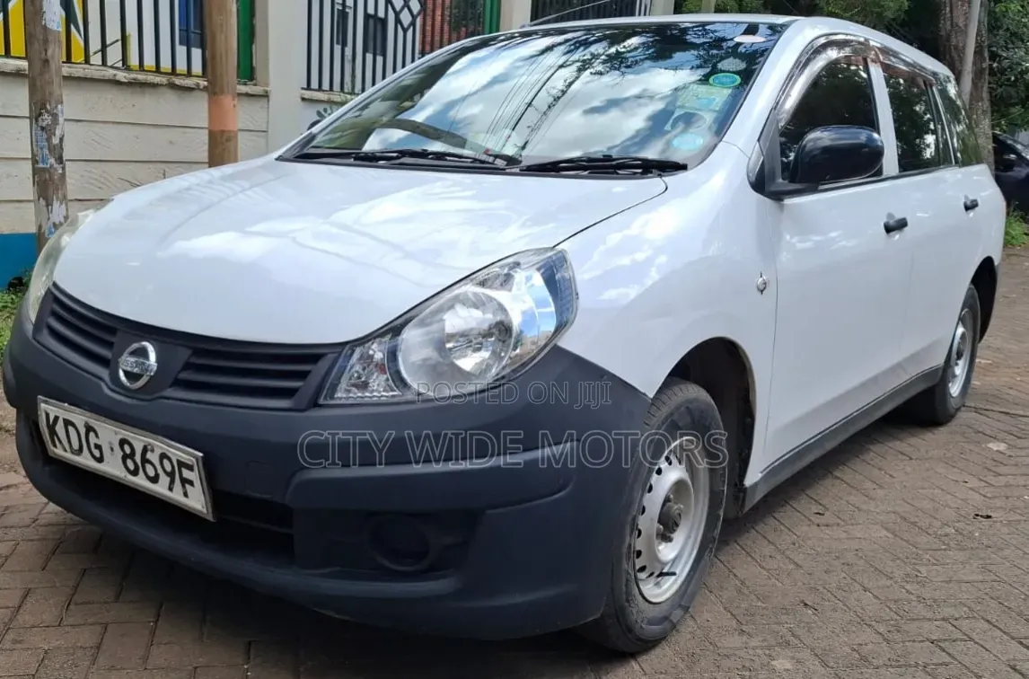 Nissan Advan 2014 White