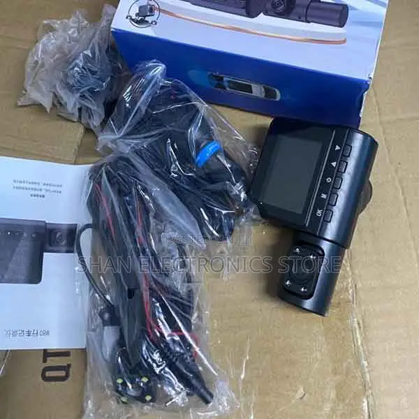 Front and Rear Recording With Cabin Monitoring G50 3-Way Dash Cam