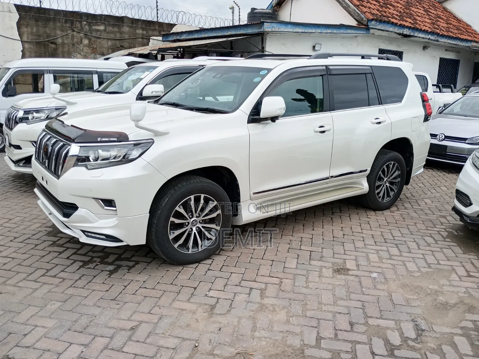 Toyota Land Cruiser Prado 2019 Pearl