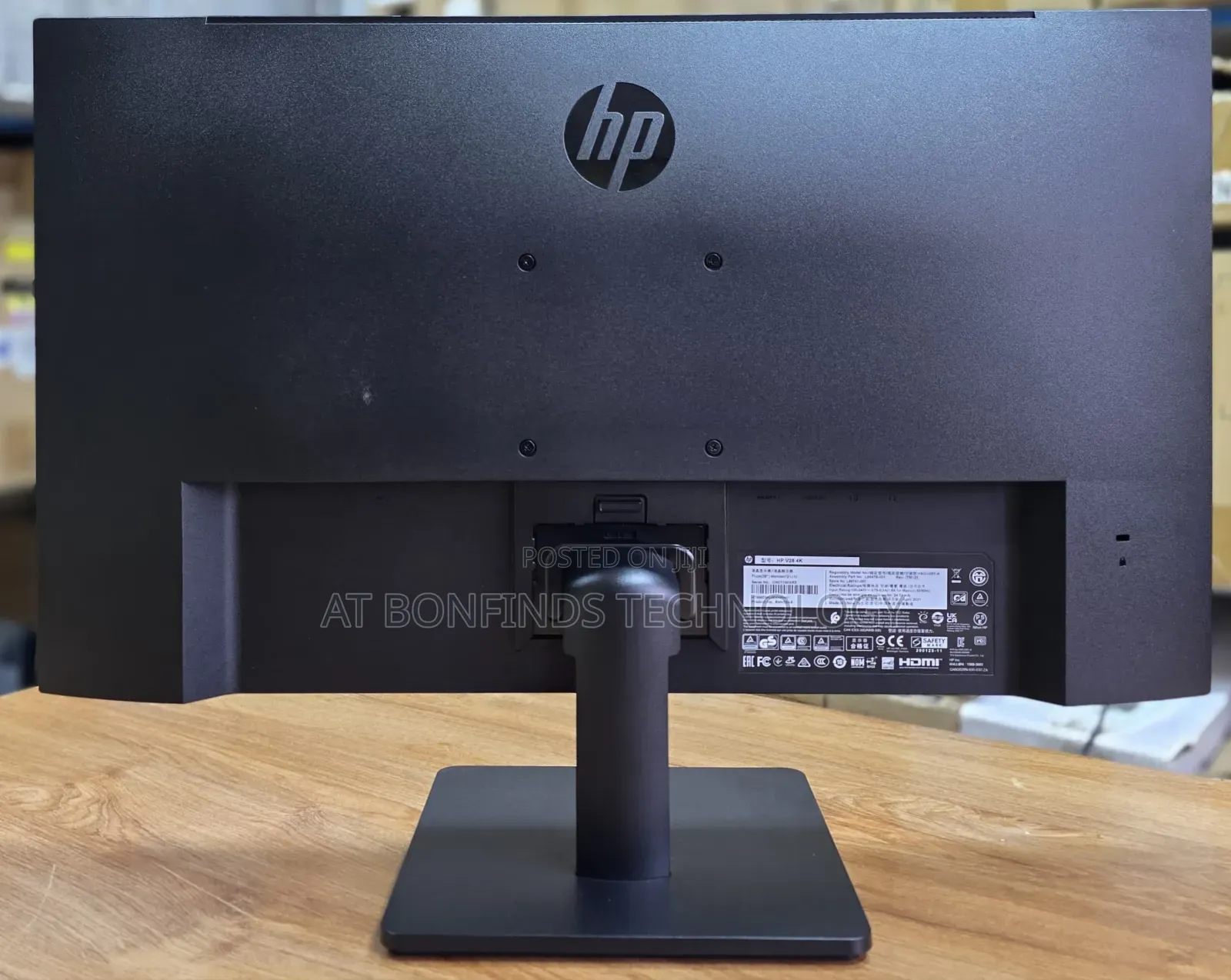Hp V28 
28 Inch Monitor 
 Display (3840*2160)
60 Hz
2 Hdmi