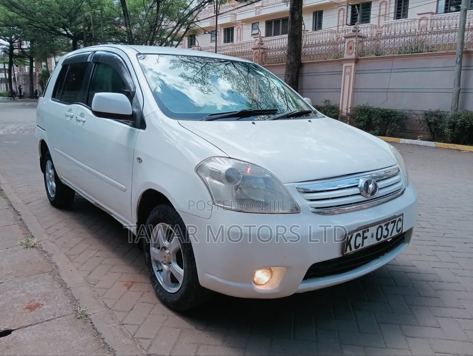 Toyota Raum 2008 White